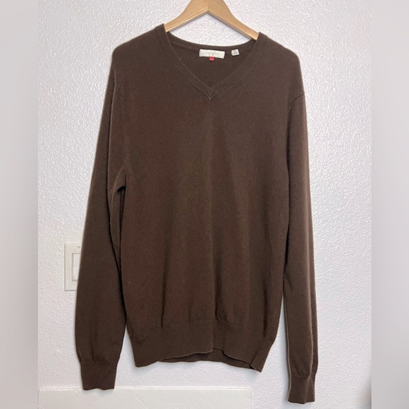 Uniqlo Men’s Cashmere V-neck Sweater Brown X-Large - Picture 1 of 6
